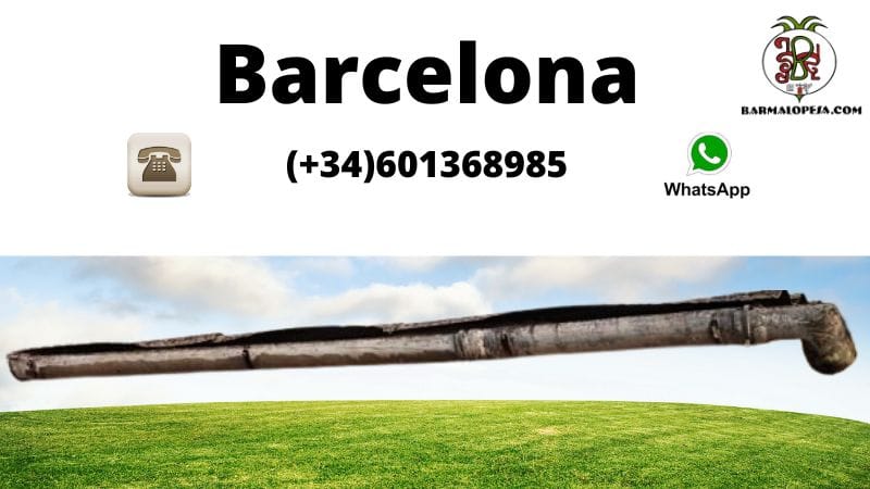 Canalón de fibrocemento con amianto retirado de una edificación en Barcelona para su correcta gestión de residuos.