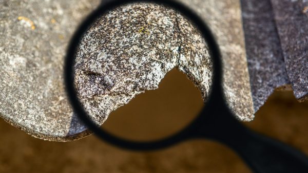 ¿Dónde puede encontrarse amianto en los edificios